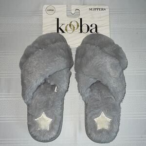 Kooba Woman’s Faux Fur Slippers - Size L (8-9)
